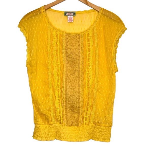 Flying Tomato Tops - Flying Tomato Sheer Round Neck Yellow Gold Short Sleeve Lace Top Women’s Size S